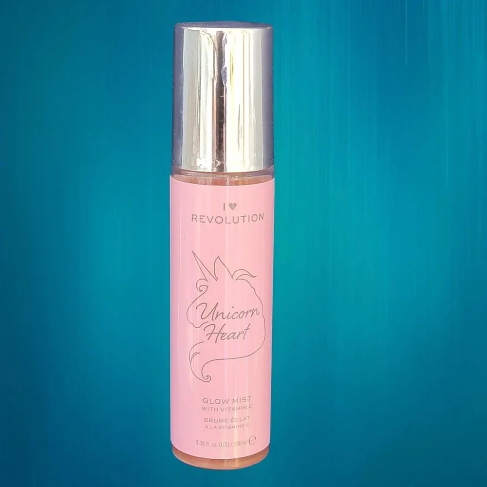 New Revolution Beauty Limited Edition Unicorn heart glow mist